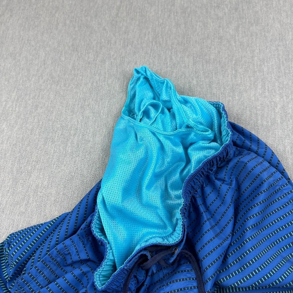 Nike Shorts Mens Medium‎ Blue Continuum Striped Swimming Board Trunks Beach